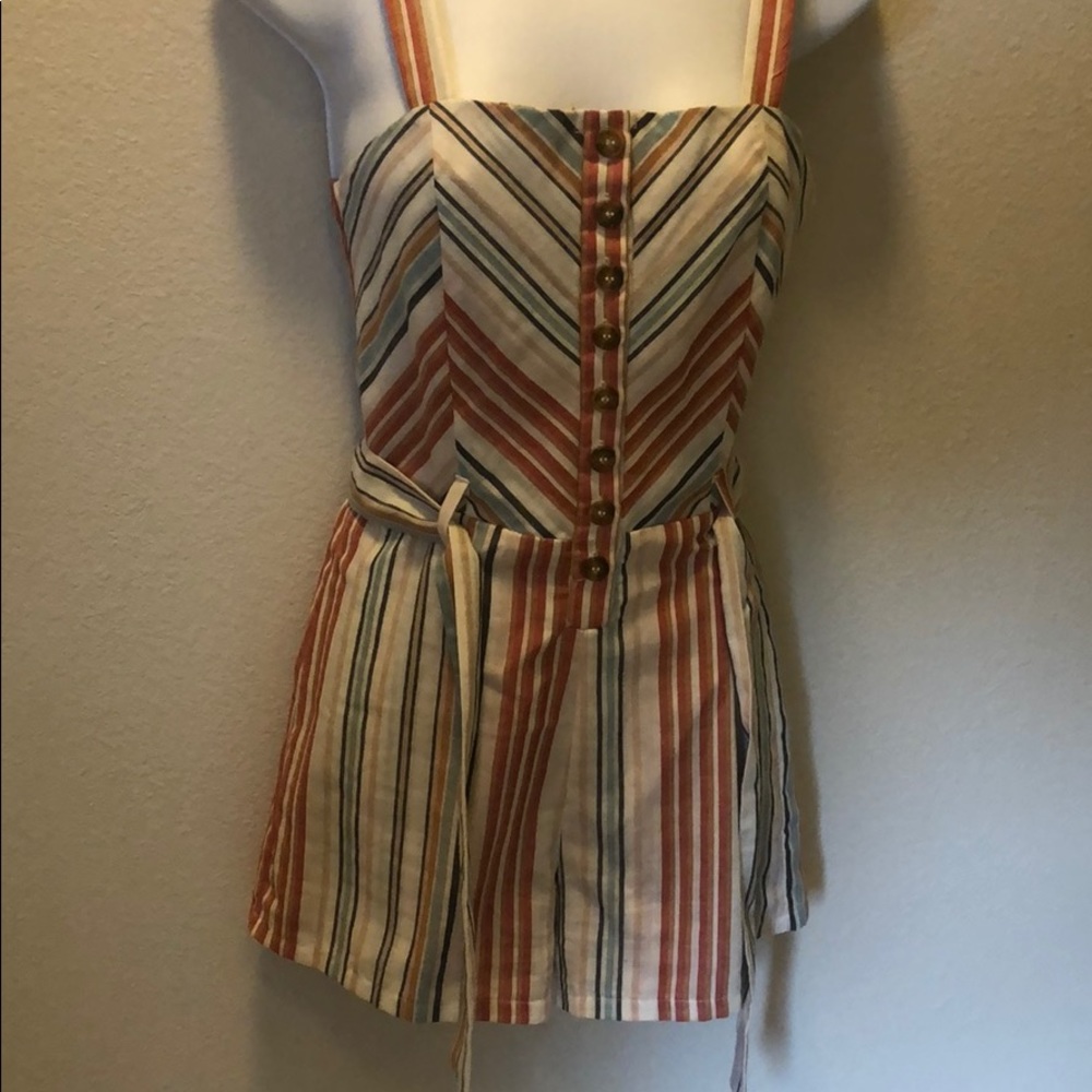 Sky and Sparrow adorable striped jumper/romper ๐ - Picture 5 of 7